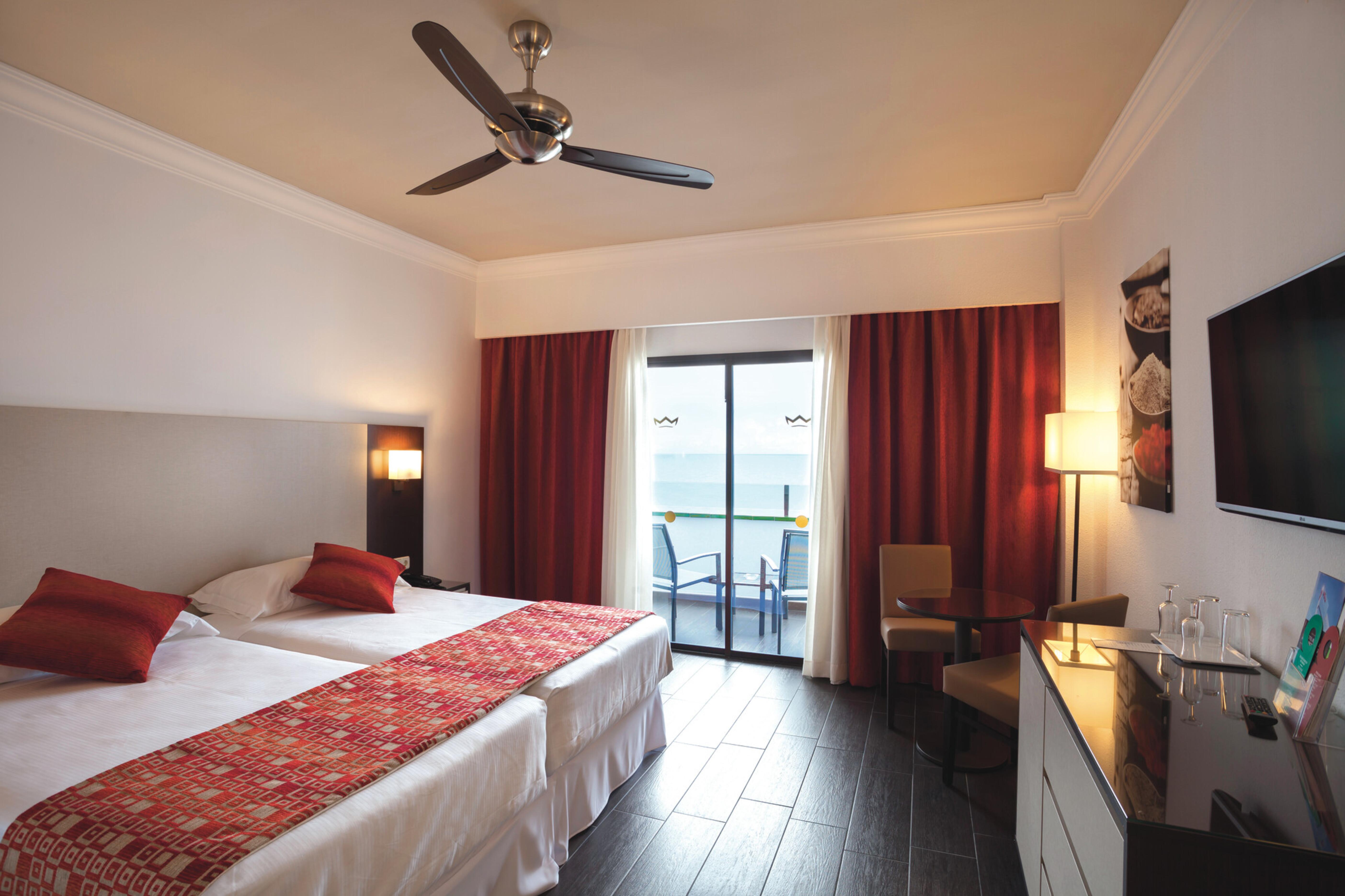 Hotel Riu Monica - Adults Only Nerja Bagian luar foto
