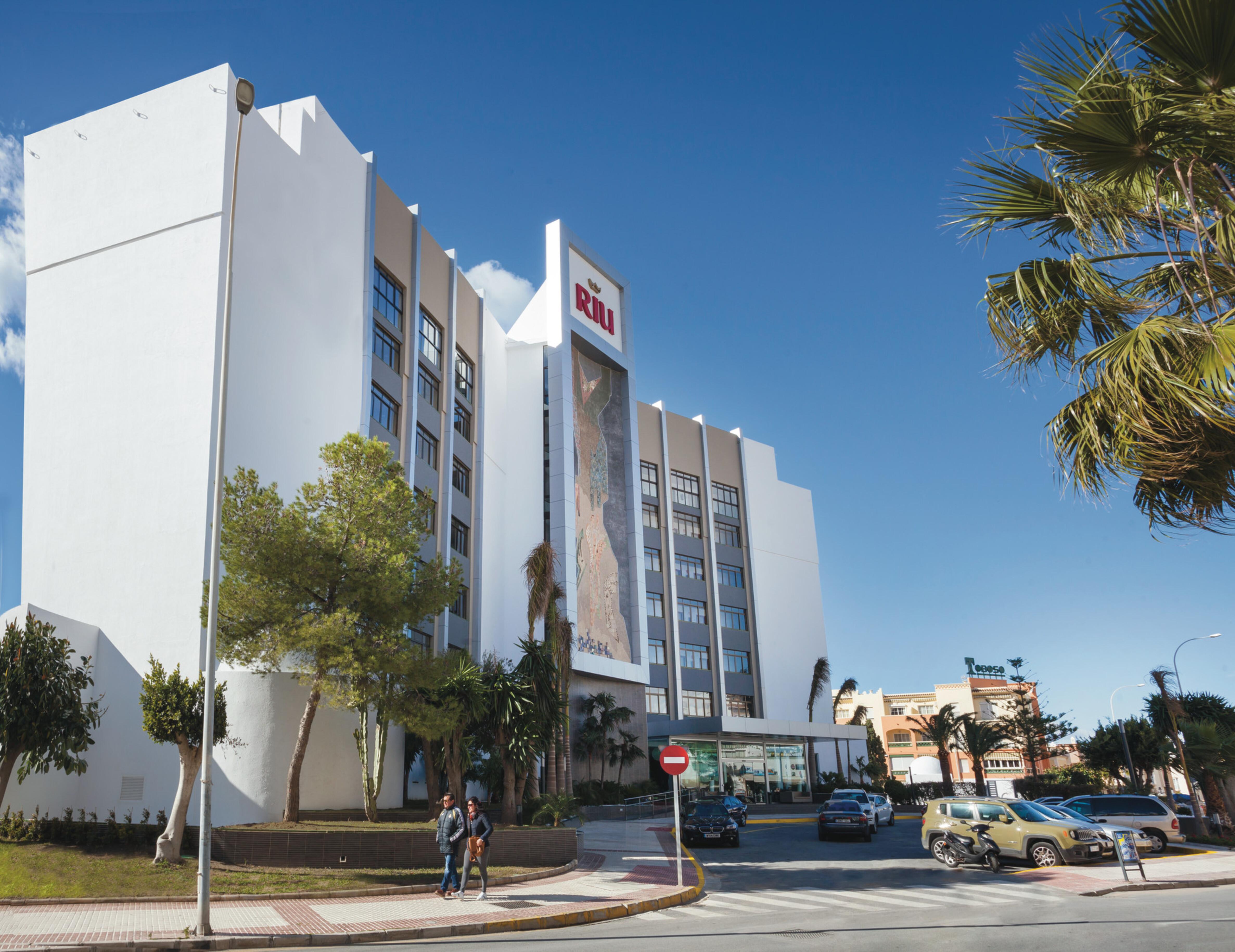 Hotel Riu Monica - Adults Only Nerja Bagian luar foto