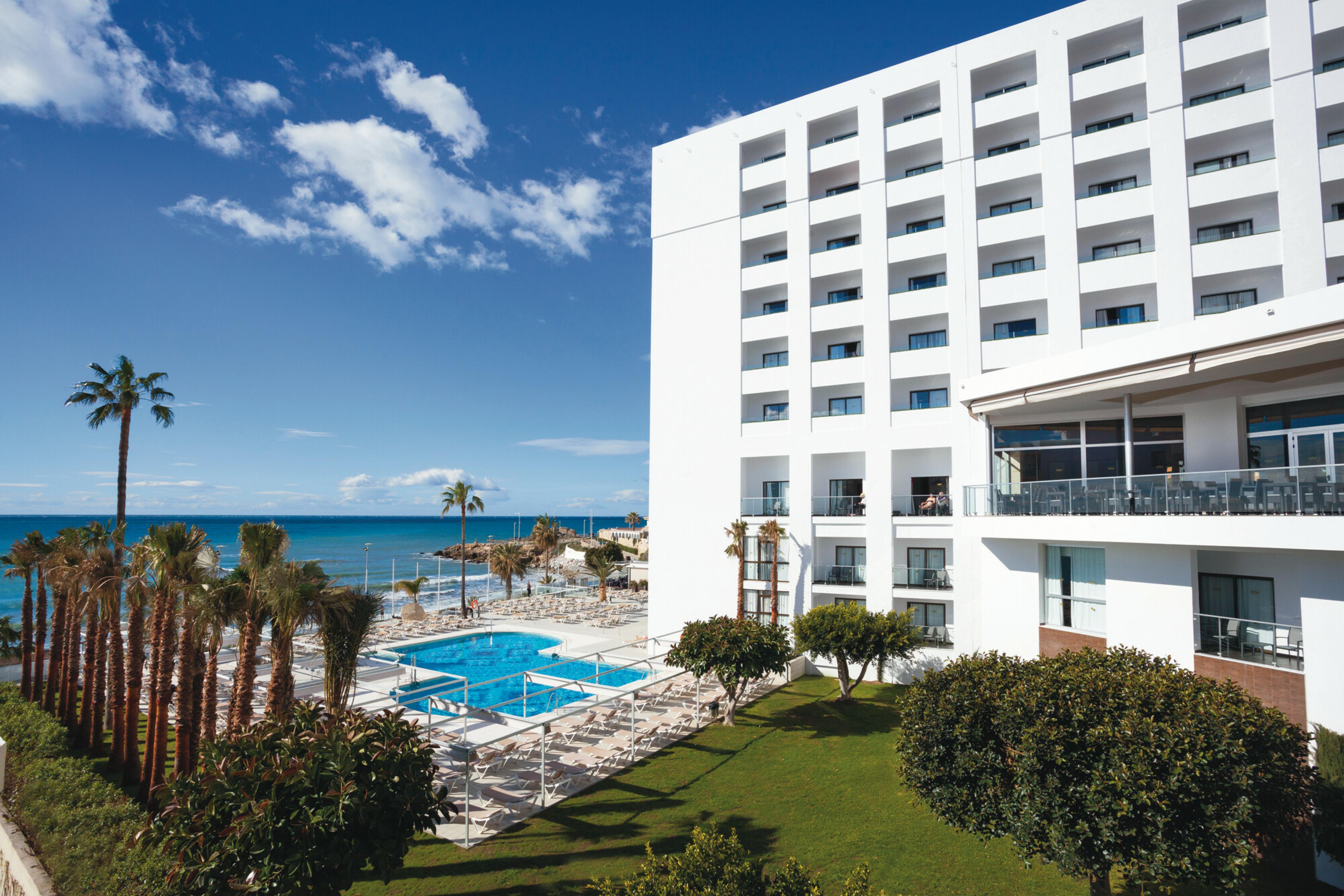 Hotel Riu Monica - Adults Only Nerja Bagian luar foto