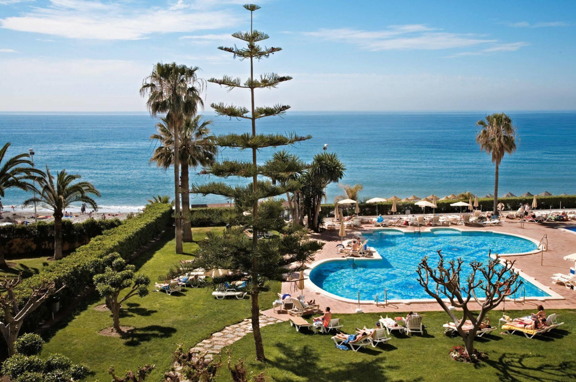 Hotel Riu Monica - Adults Only Nerja Bagian luar foto