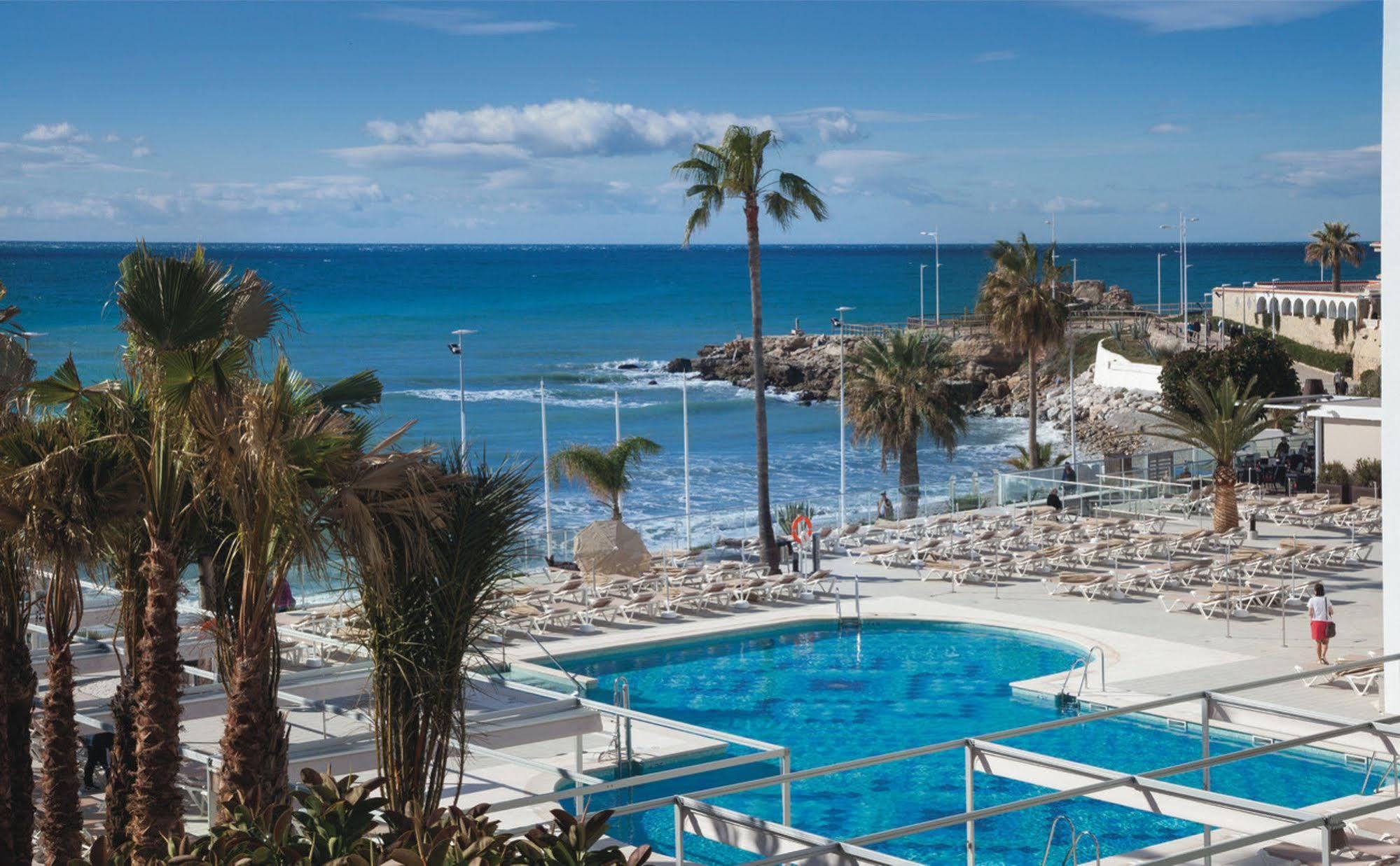 Hotel Riu Monica - Adults Only Nerja Bagian luar foto